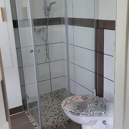 アパート Haus Evelynchen 1 *